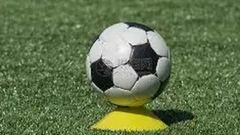 德國足球新舵手纳格尔斯曼扬帆起航，备战2025欧洲杯新征程